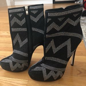 Studded ankle boot heel